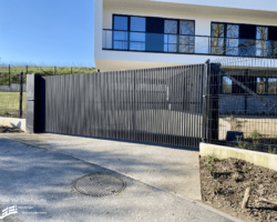 Vrijdragende schuifpoort type futura 30-20.