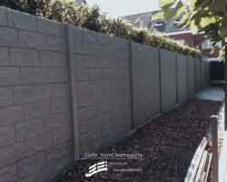 Siermuur model : Maxi Stone reeds behandeld met kleuringshars. ( Grijs ).