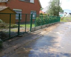 Standaard dubbele draaipoort.