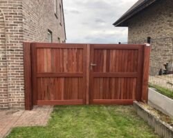 Padouk poort type Belvedere.